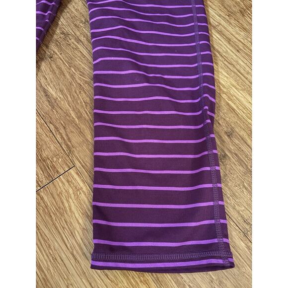 Athleta Striped Chaturanga Capri Leggings Sz.Small Striped Purple Pink Yoga‎ Run - Picture 4 of 8